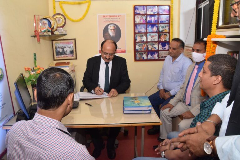 Visit of CGM Shri C.M. Minocha Sir