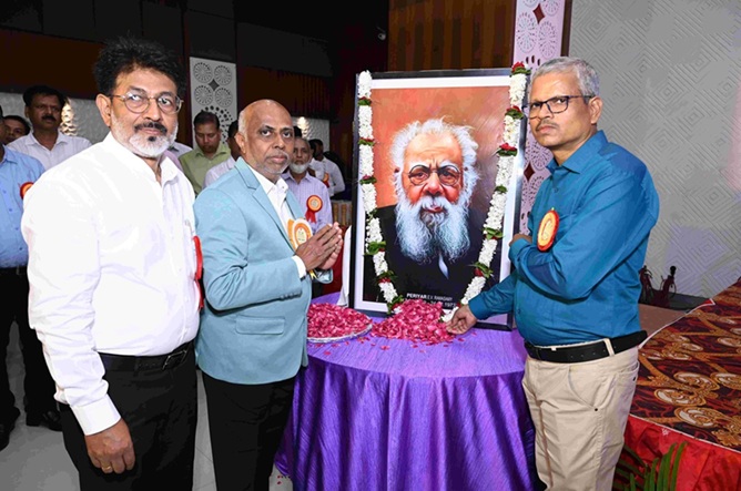 Offering rose petals to EVR Periyar, a great social revolutionary